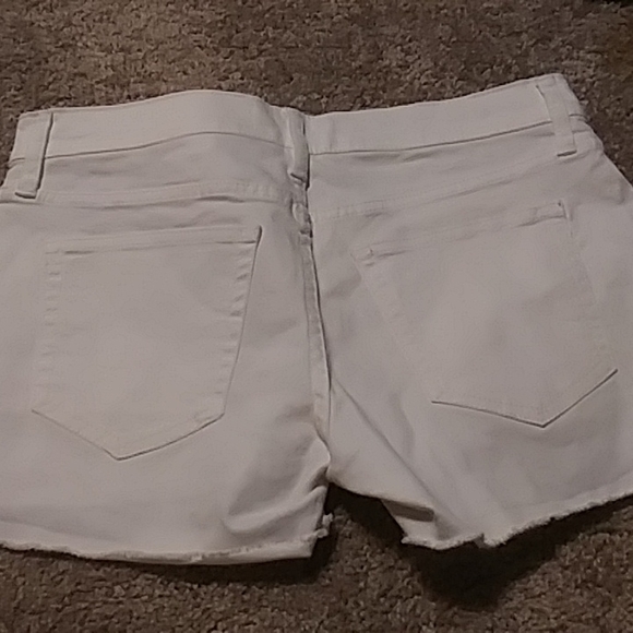 Gap 3 inch shorts - Picture 4 of 4